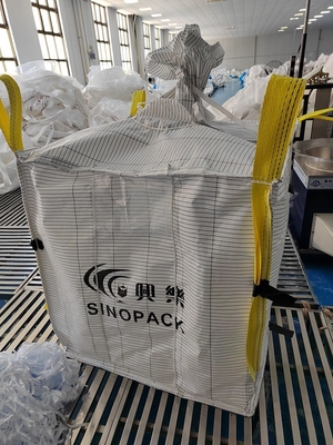 Ketahanan dingin yang baik 1500kg PP Jumbo Fibc 4 Loops Un Sertifikasi Tas Bulk Untuk Transportasi Bulk Berat